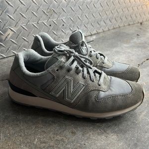 New balance shoes 696